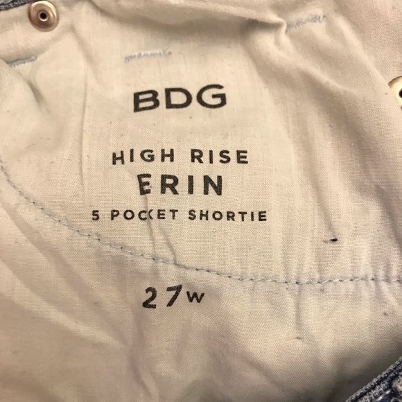 BDG Jean Short w/ lace trim. Size 27. - Picture 6 of 6
